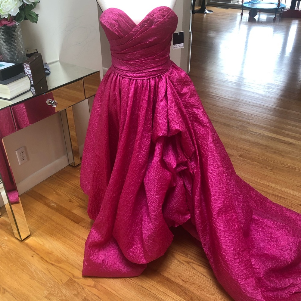 Oscar De La Renta Gown
